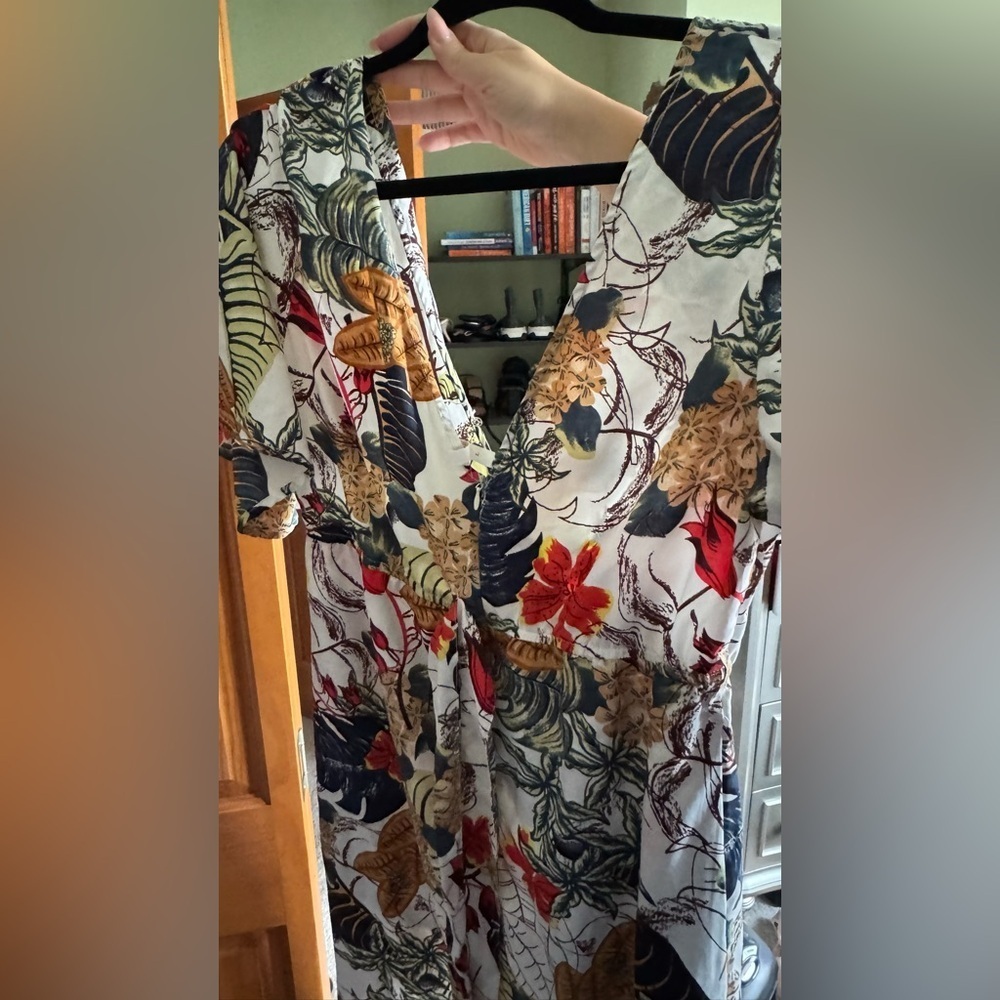 Floral Wrap Dress with Tie Waist - Picture 4 of 6